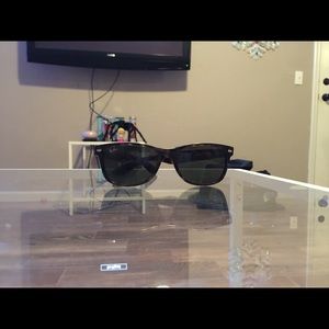 Ray Ban Wayfarer (Polarized)