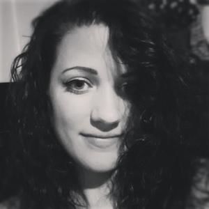 Meet your Posher, Danaye