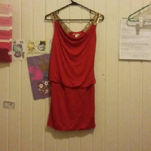 Red mini dress - Picture 2 of 3