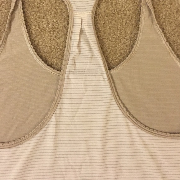 Lululemon Tank - Picture 4 of 4