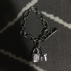 Juicy lock and key bracelet