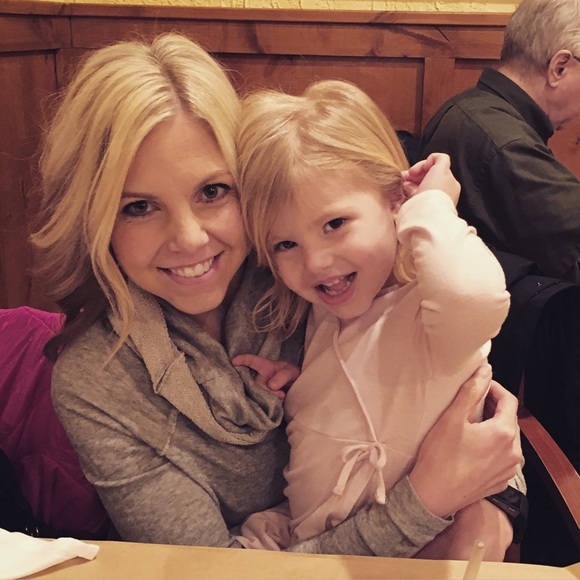 Meet your Posher, Tiffany - Picture 1 of 1