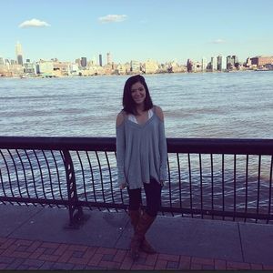 Meet your Posher, Natalie