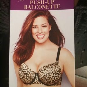 *NWT* 42DD Push Up Convertible Bra