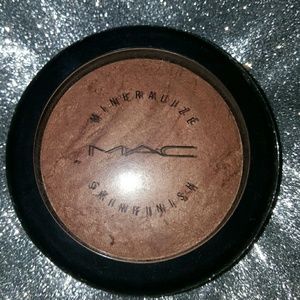 Mac Cheeky Bronze