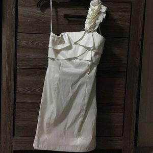 One shoulder dress