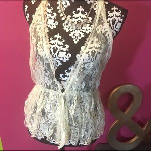 F21 Rose lace vest L