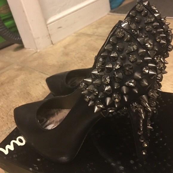 Sam Edelman Rosa Pumps - Picture 2 of 4