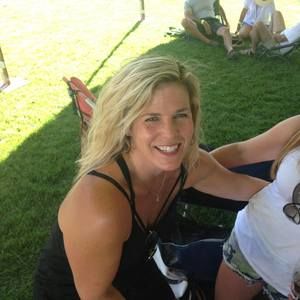 Meet your Posher, Carrie