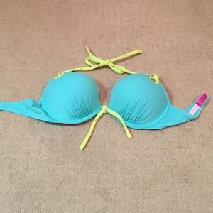 NWOT VS Bombshell Halter Bikini Top