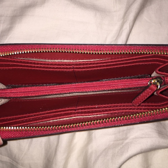 Michael Kors Purse and Wallet - Picture 4 of 4