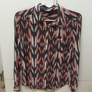 Guess button down blouse with sexy slit in back