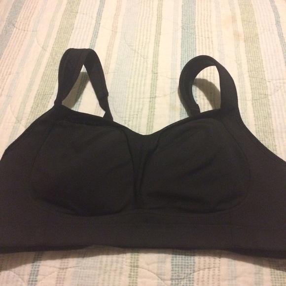 LULULEMON Athletica Ta Ta Tamer 3 bra sz 34D