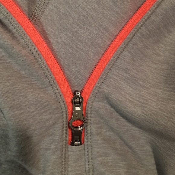 Lululemon Forthright 1/2 zip jacket RuLu material