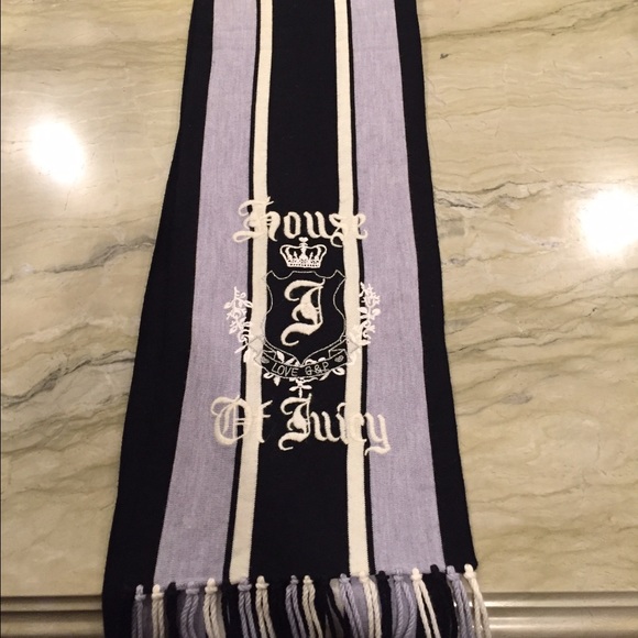 JUICY COUTURE scarf