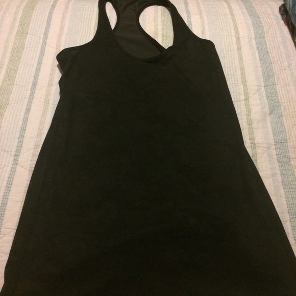 LULULEMON Athletica black racerback tank sz 8