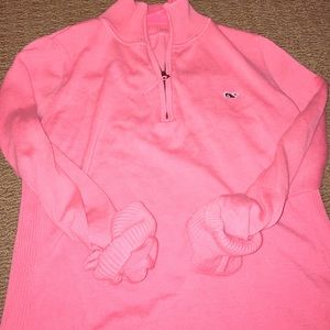 Woman's vineyard vines sweater quarter zip :)