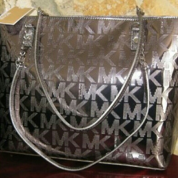 RESERVED FOR TRADE! Micheal Kors Tote