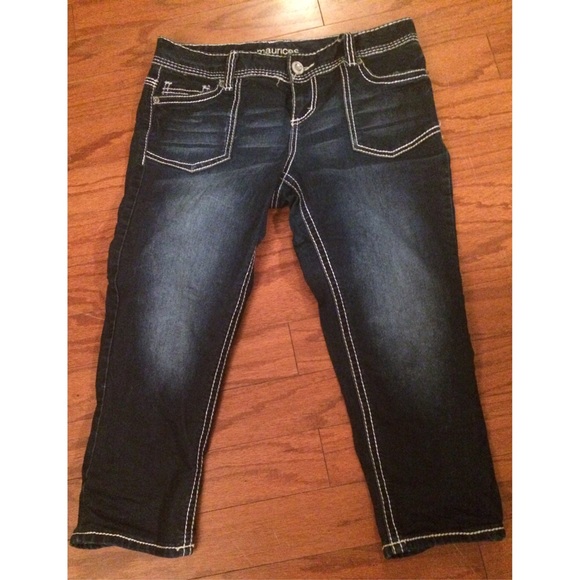 capris