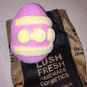 Brand new! Lush Bomb