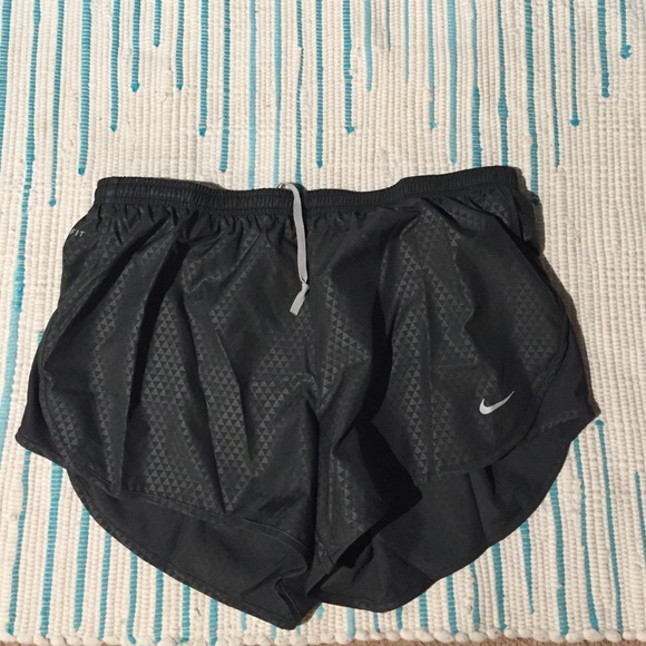 size L dri - fit grey Nike running shorts