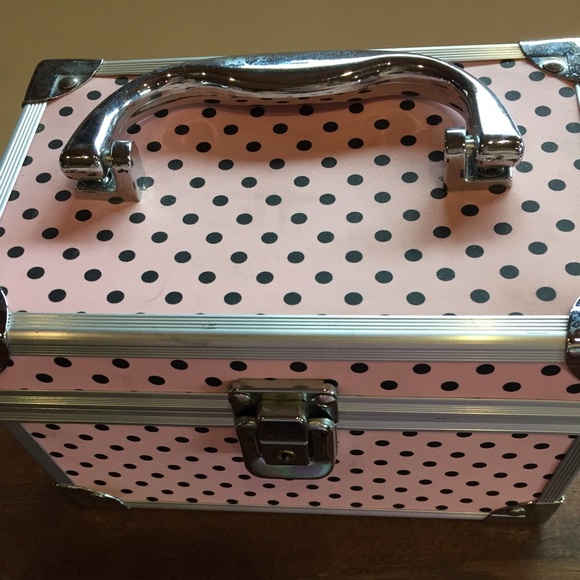 Jewelry box