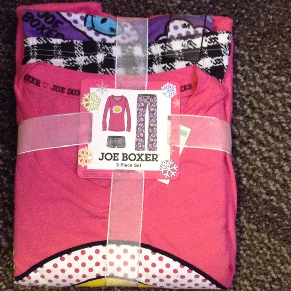 Smiley face pjs!