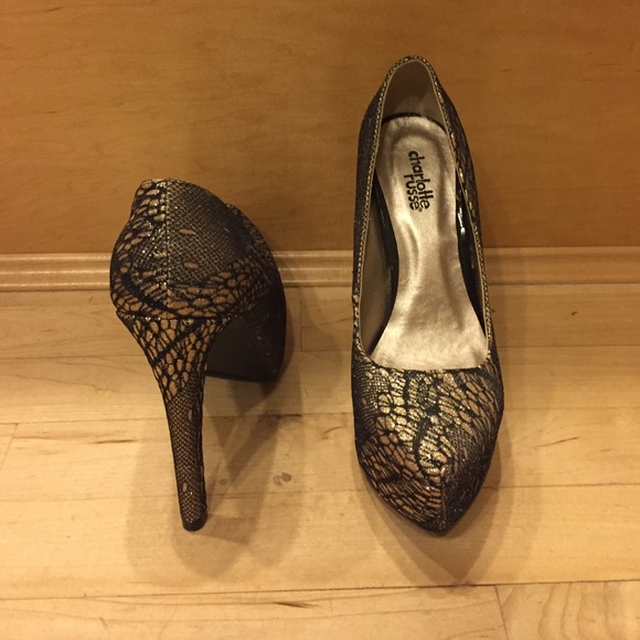 Black and gold lace size 7 pumps - never worn! - Picture 2 of 2