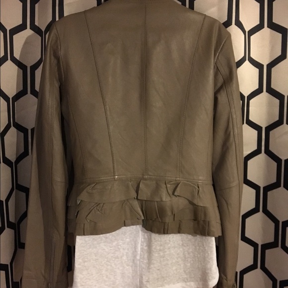 Leather jacket - Picture 3 of 4