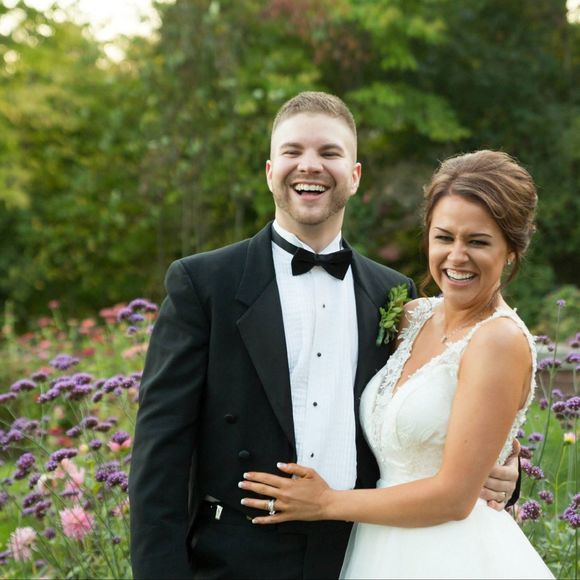 Meet your Posher, Auna