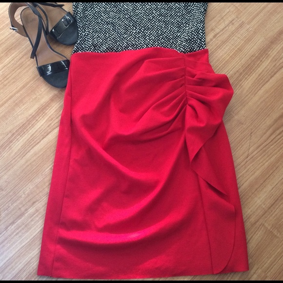 ✨Host Pick✨ Red Ruffled Stretch Pencil Skirt