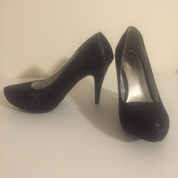 Glam Pumps