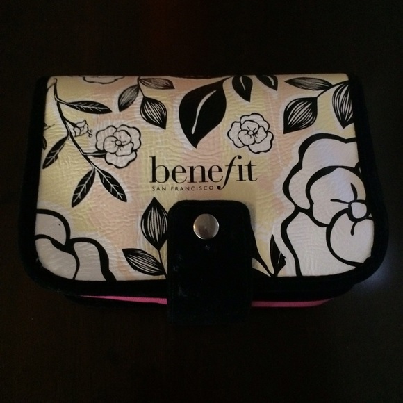 Benefit Cosmetics Travel Makeup Bag