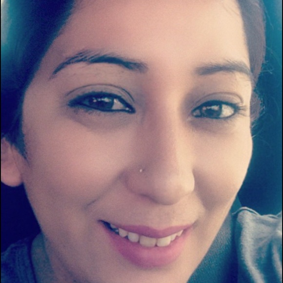 Meet your Posher, Nancy - Picture 1 of 1