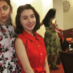 Meet your Posher, Nadia