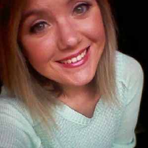 Meet your Posher, Tori