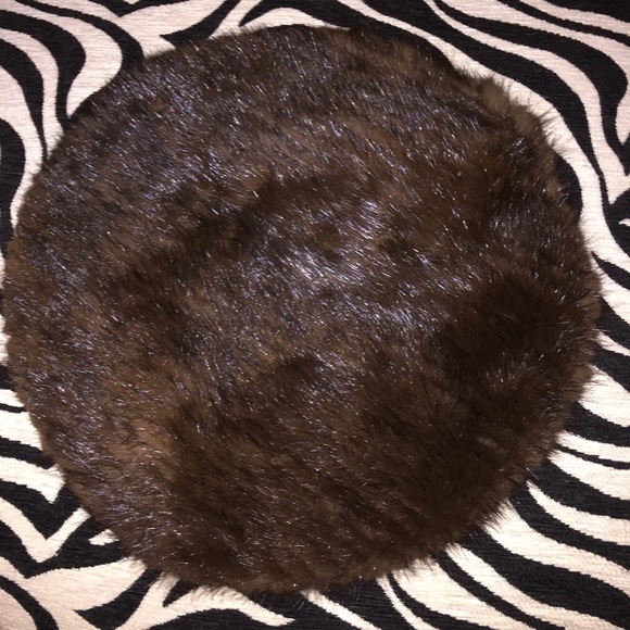 Genuine mink hat - Picture 3 of 3