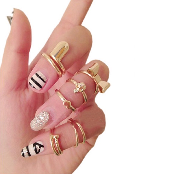 7Pcs Punk Gold Mid Finger Top Stacking Rings Set