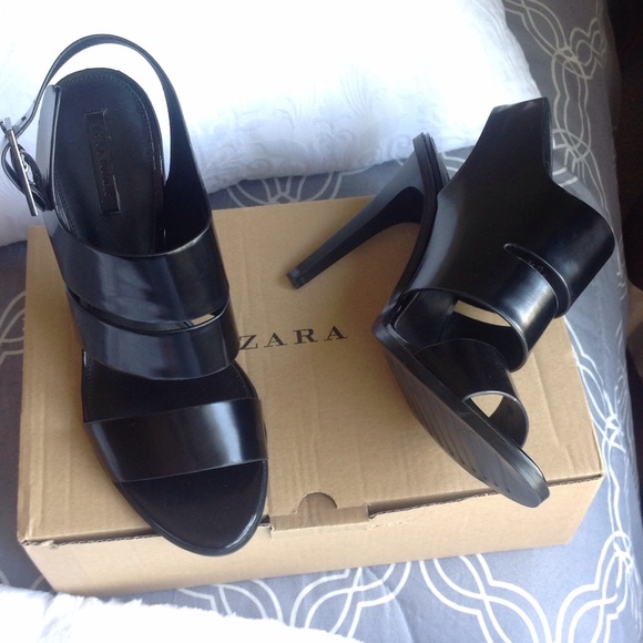 Zara Trf sandals ***NEW NEVER WORN**** - Picture 3 of 4