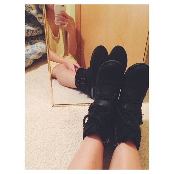 Dolce Vita Buckle Boots