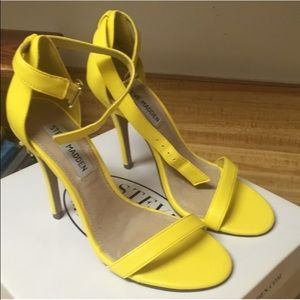 Steve Madden strappy neon sandal