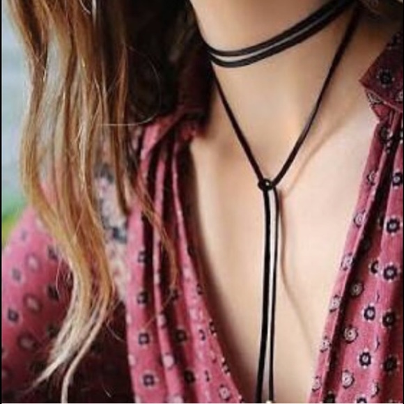 Real leather choker necklace