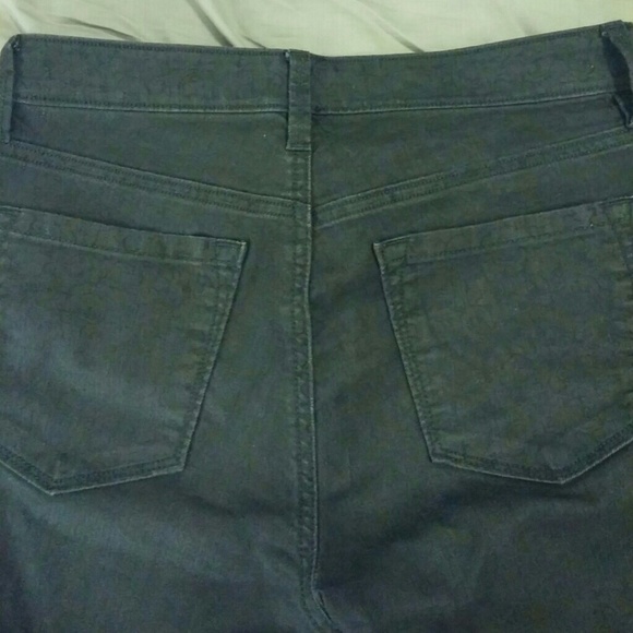 Black LOFT Skinny Jeans - Picture 3 of 4