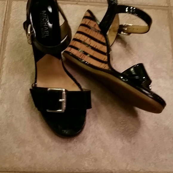 Michael Kors Wedge Shoes Black - Picture 1 of 3