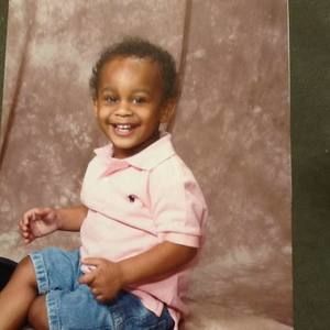 Meet your Posher, Mona