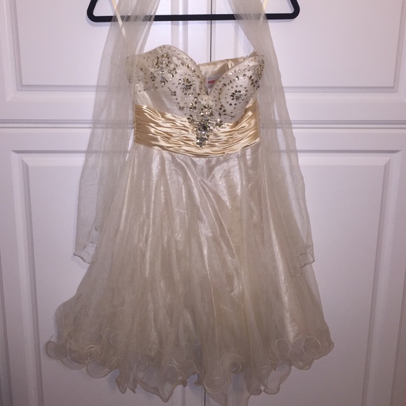 Prom/homecoming/pageant dress - Picture 1 of 4