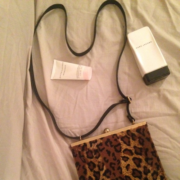 Vintage furry cheetah and GAP cheetah purse bundle - Picture 2 of 4