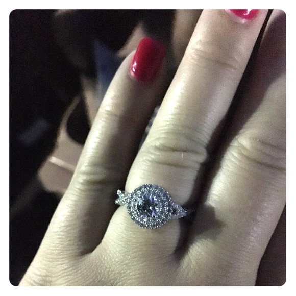Size 8 sterling silver ring
