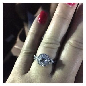 Size 8 sterling silver ring