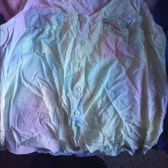 Light tie die shirt